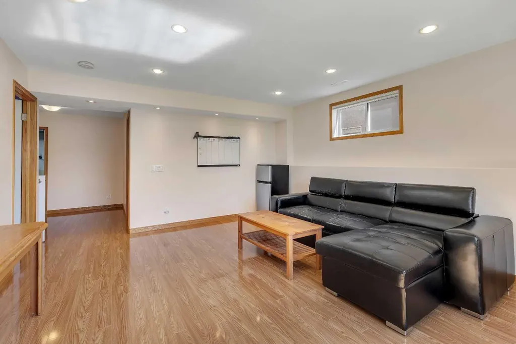 9 Panorama Hills Manor NW Calgary AB T3K 5K6