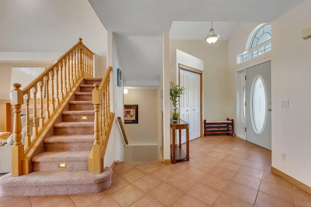 9 Panorama Hills Manor NW Calgary AB T3K 5K6