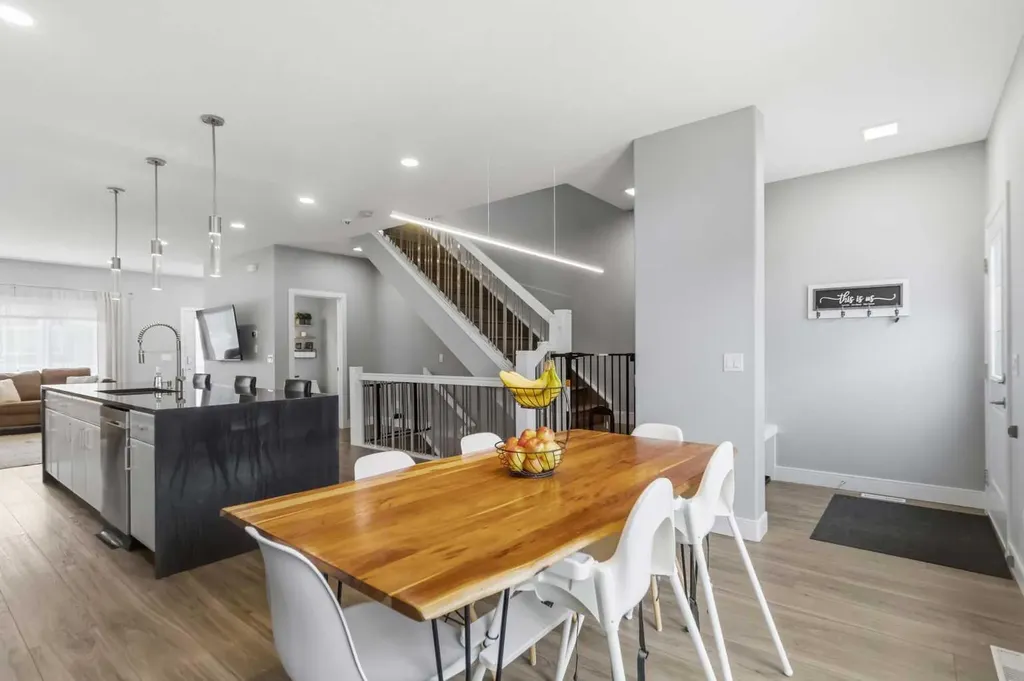 137 Richardson Lane N Fort Mcmurray AB T9J 1L9
