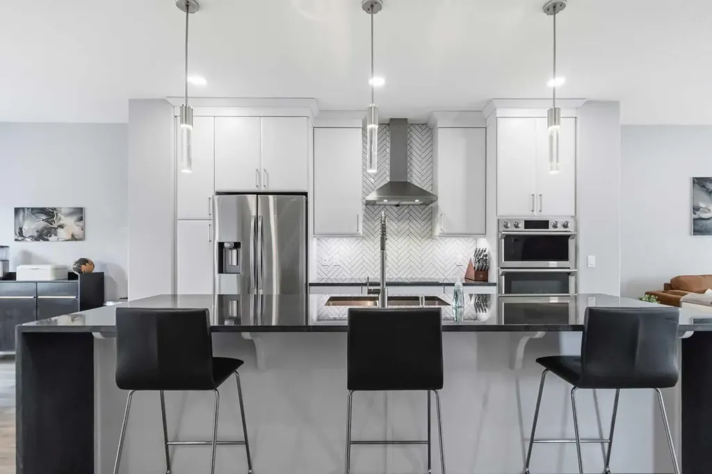 137 Richardson Lane N Fort Mcmurray AB T9J 1L9