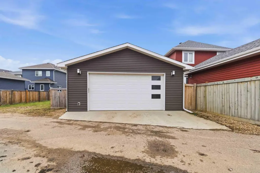 137 Richardson Lane N Fort Mcmurray AB T9J 1L9