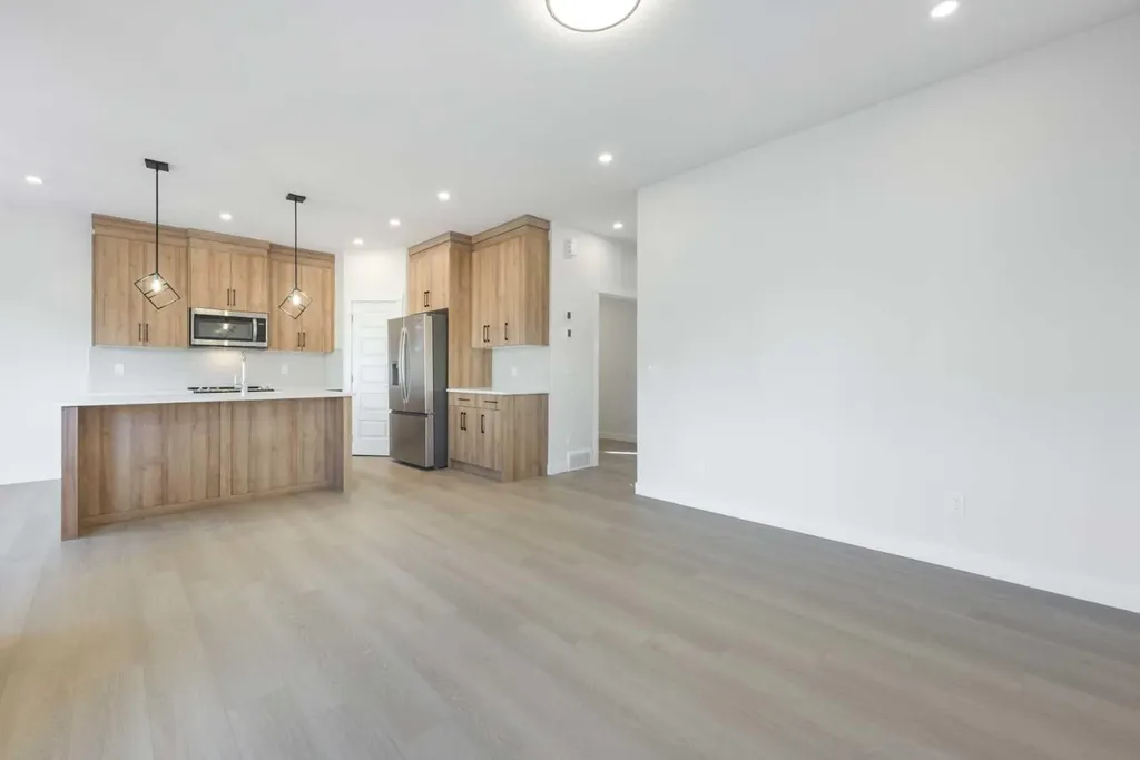 126 Sandpiper Chestermere AB T1X2S8