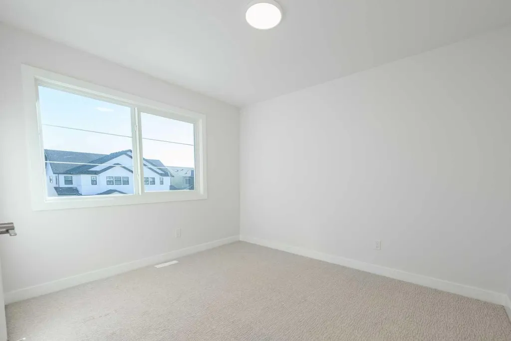 126 Sandpiper Bend Chestermere AB T1X2S8