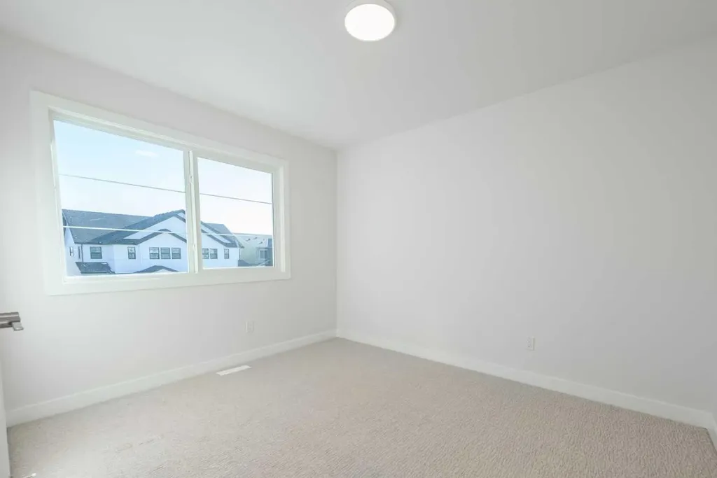 126 Sandpiper Chestermere AB T1X2S8