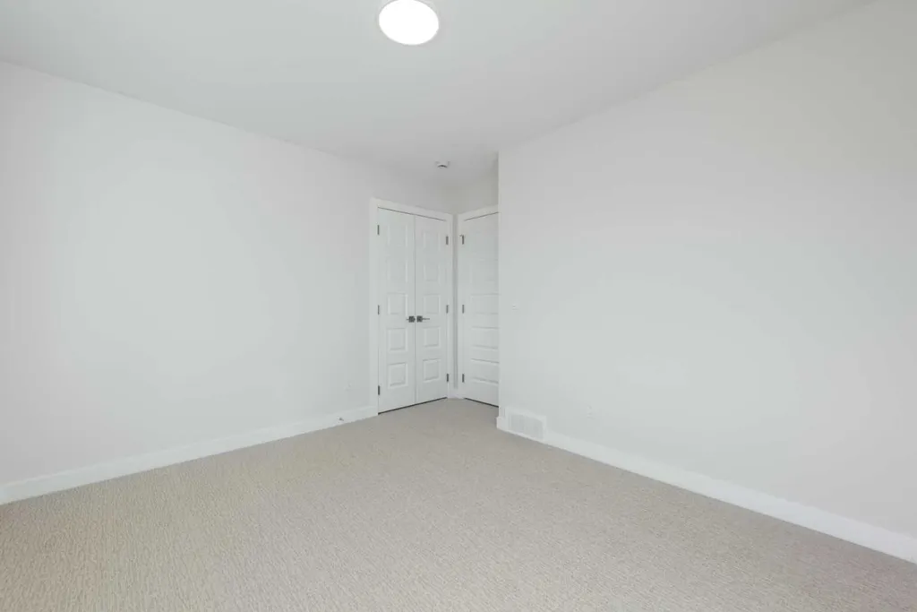 126 Sandpiper Bend Chestermere AB T1X2S8