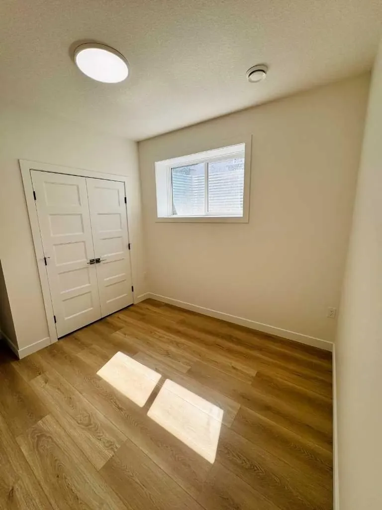 126 Sandpiper Chestermere AB T1X2S8