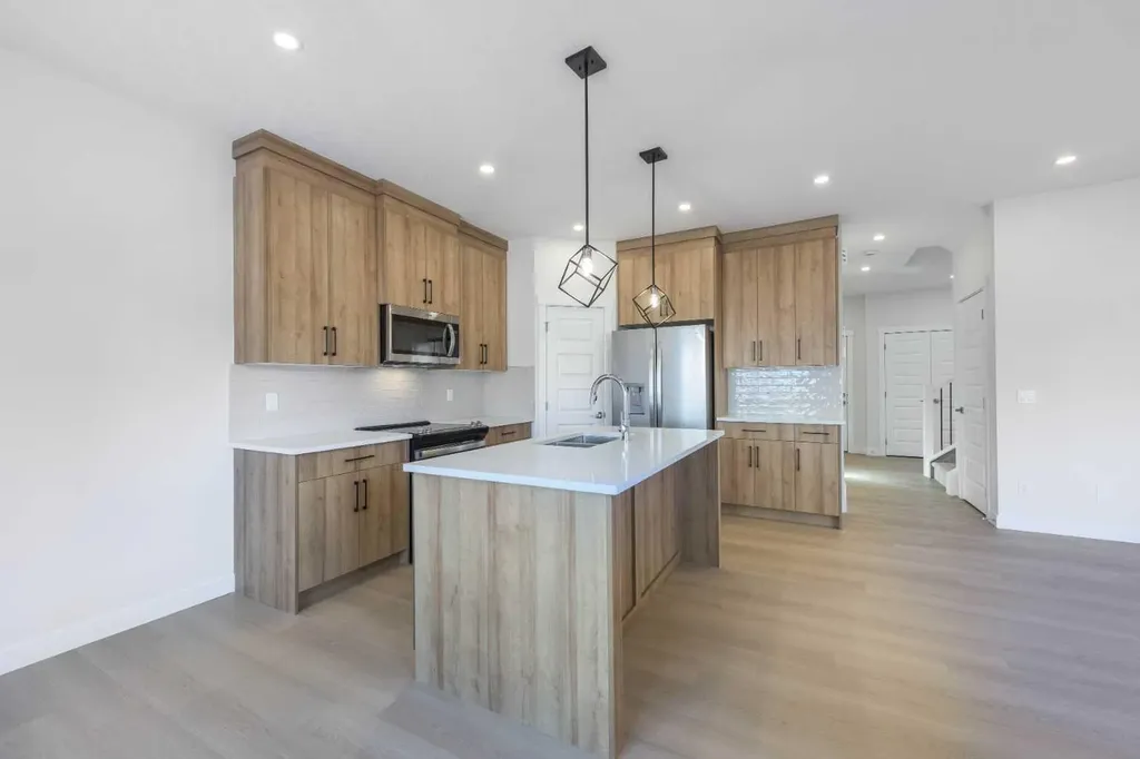 126 Sandpiper Chestermere AB T1X2S8