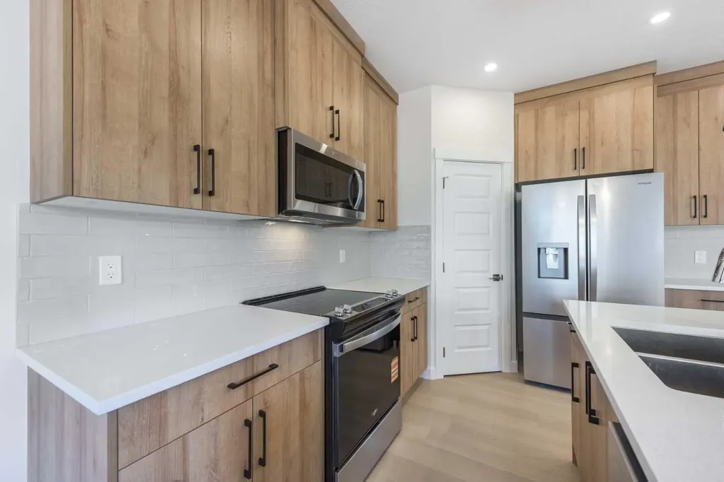 126 Sandpiper Chestermere AB T1X2S8