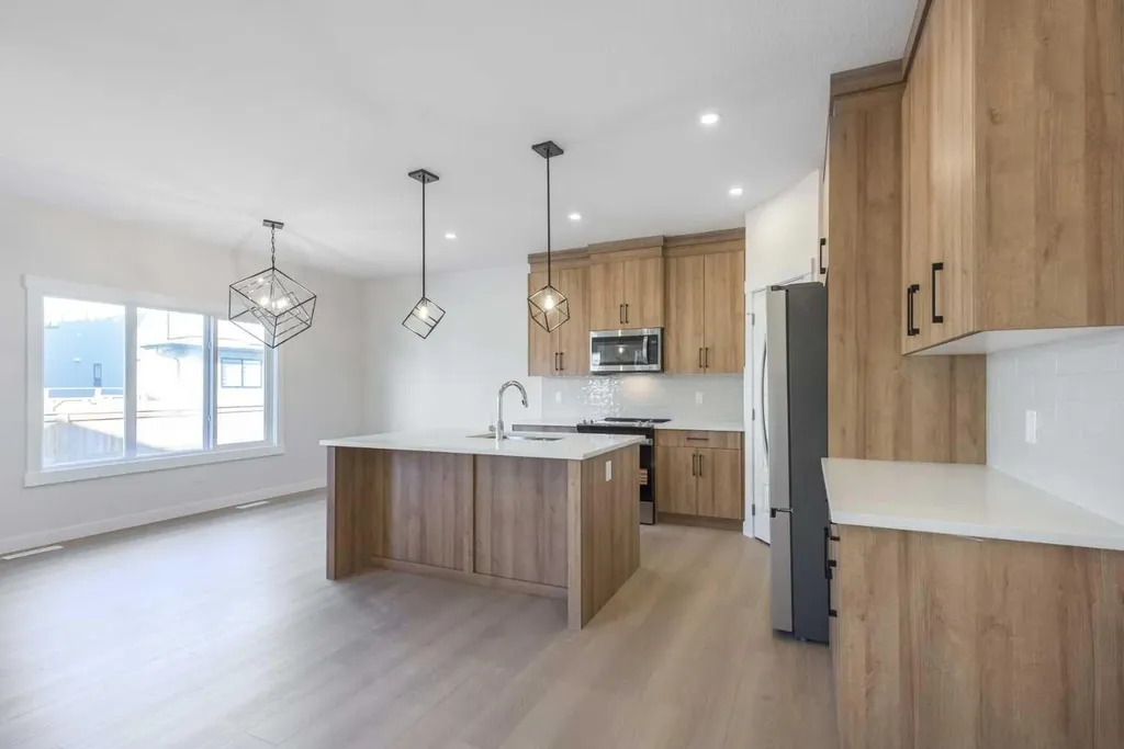 126 Sandpiper Chestermere AB T1X2S8