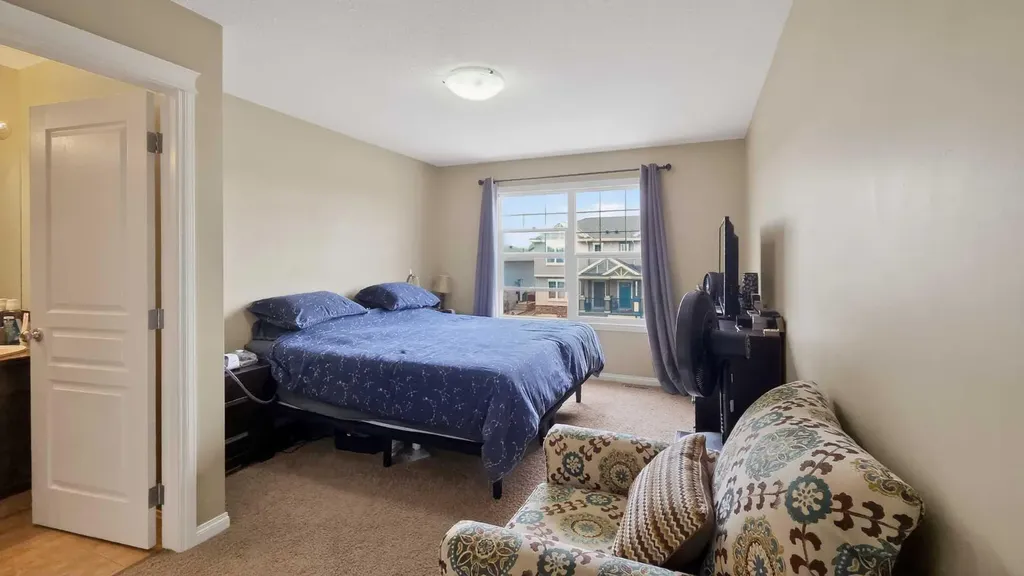 751 Silkstone Close W Lethbridge AB T1J 4B9
