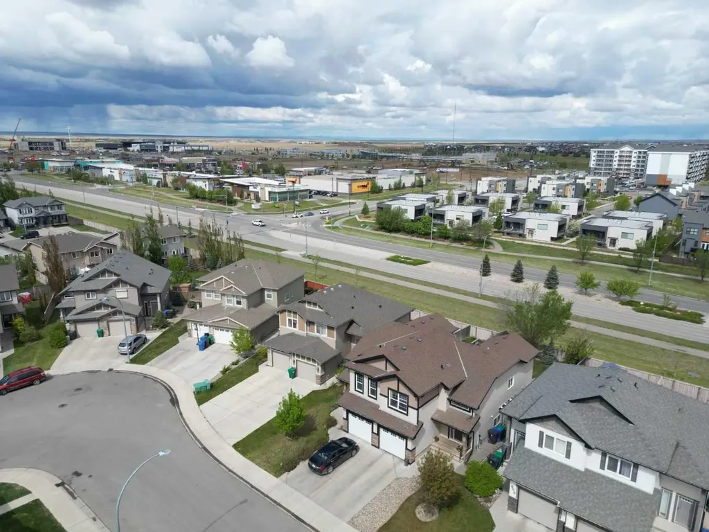 751 Silkstone Close W Lethbridge AB T1J 4B9