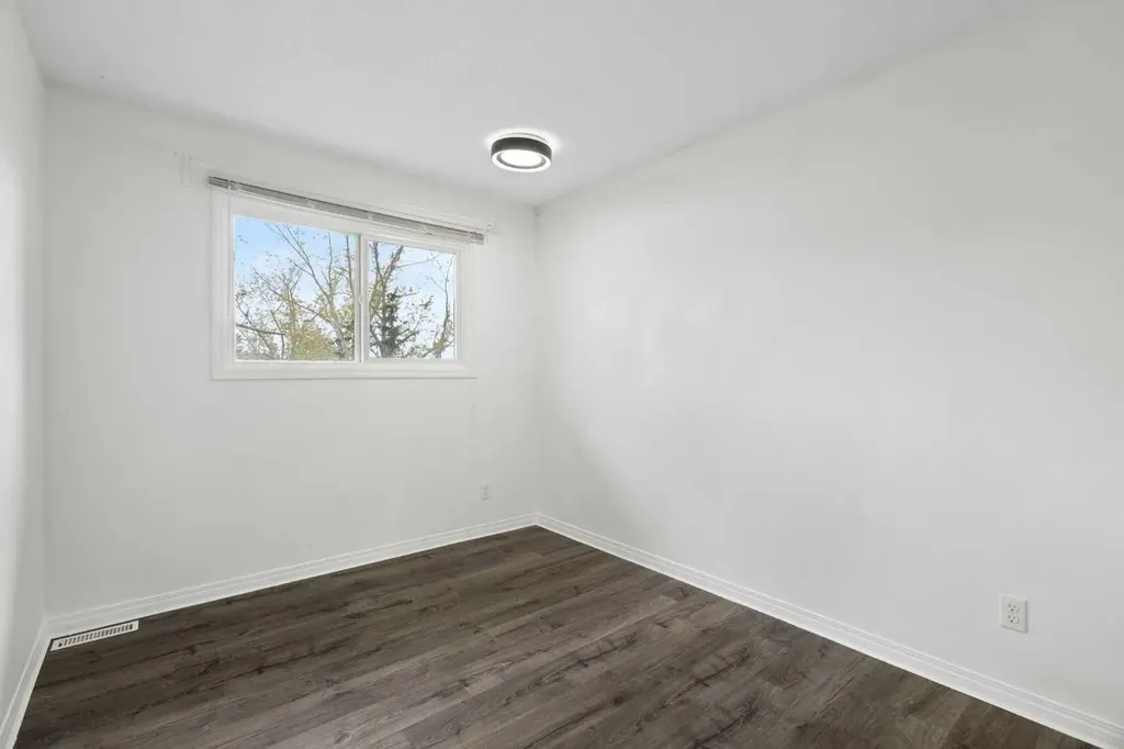 500 Allen Street SE Airdrie AB T4B 1J5