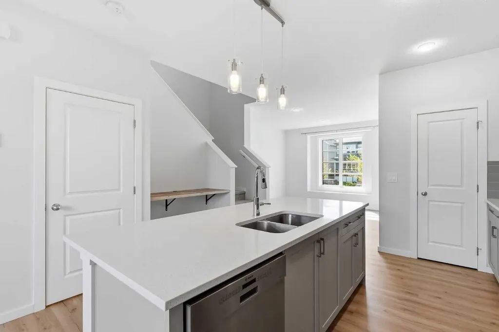 176 Walcrest Boulevard SE Calgary AB T2X4L6