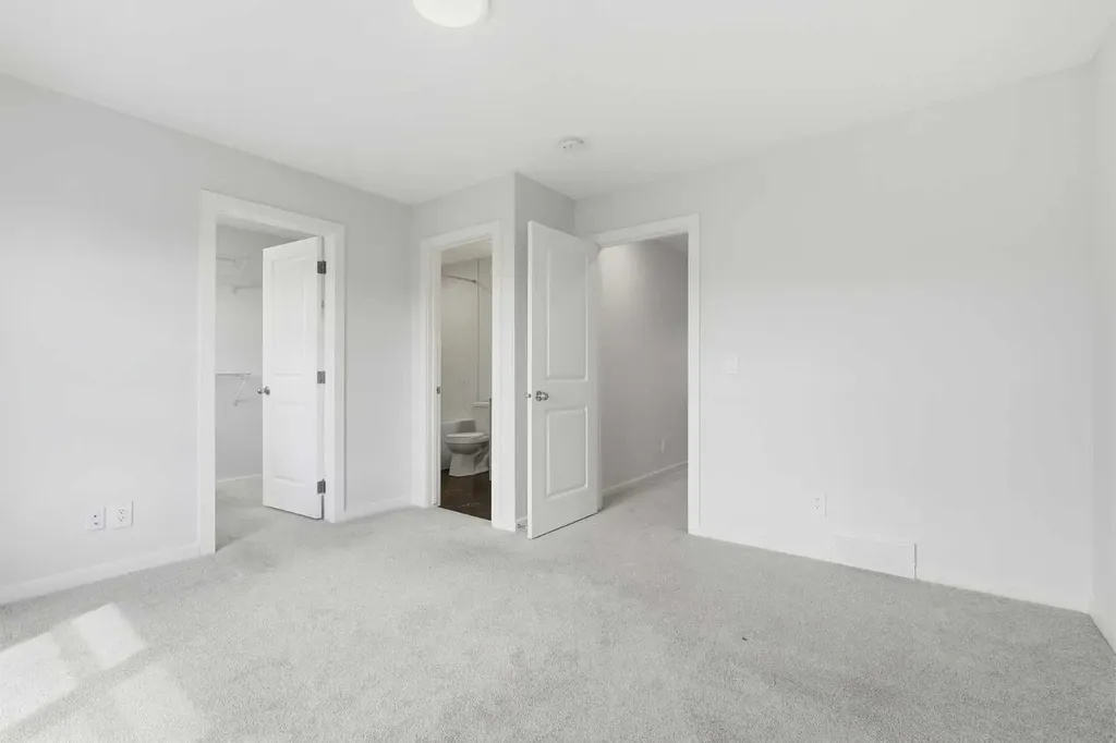 176 Walcrest Boulevard SE Calgary AB T2X4L6