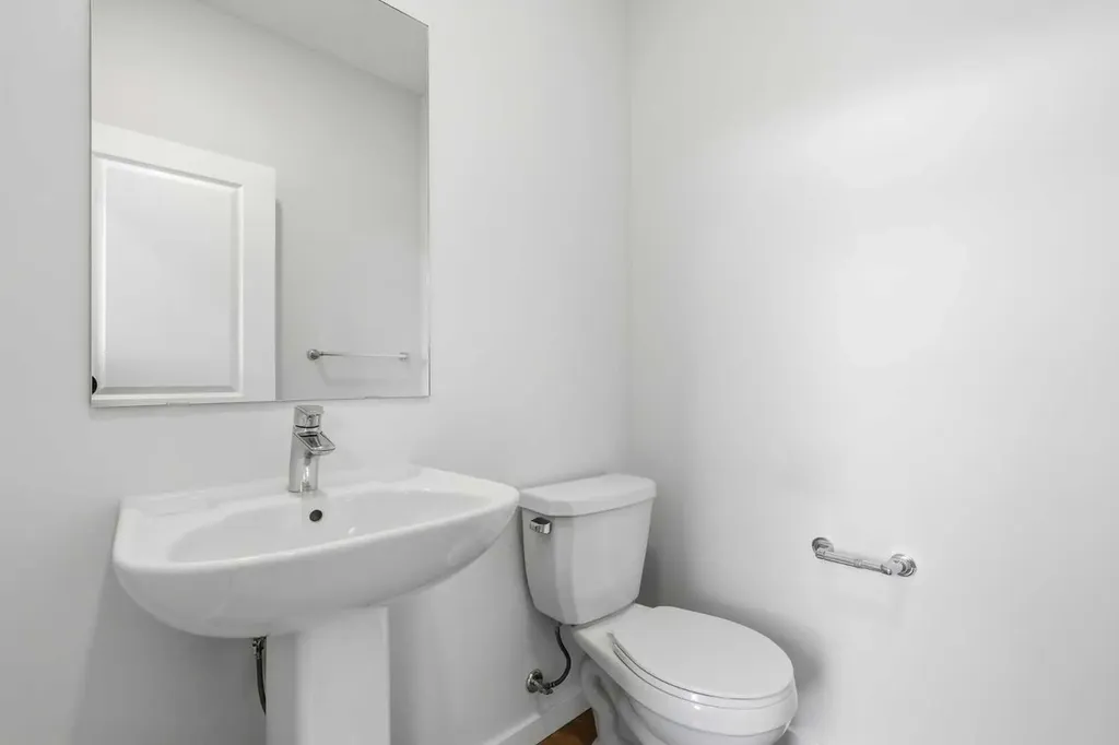 176 Walcrest Boulevard SE Calgary AB T2X4L6