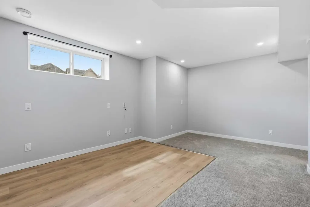 176 Walcrest Boulevard SE Calgary AB T2X4L6