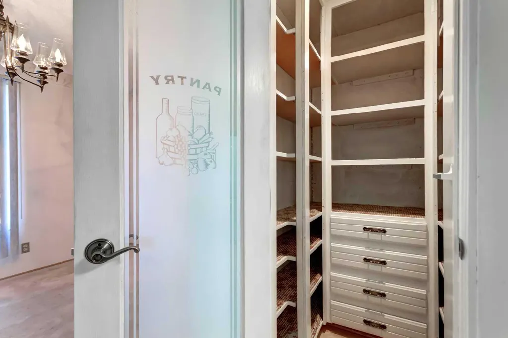 520 Foritana Road SE Calgary AB T2A 2B6