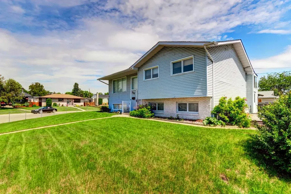 520 Foritana Road SE Calgary AB T2A 2B6
