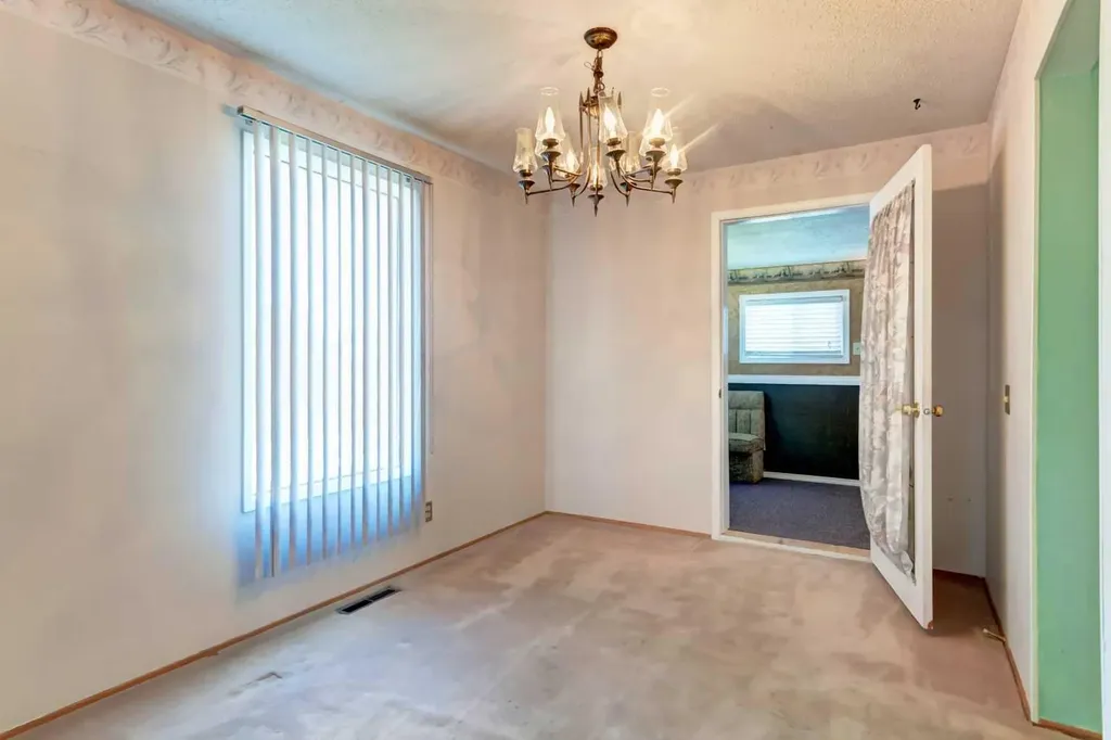 520 Foritana Road SE Calgary AB T2A 2B6
