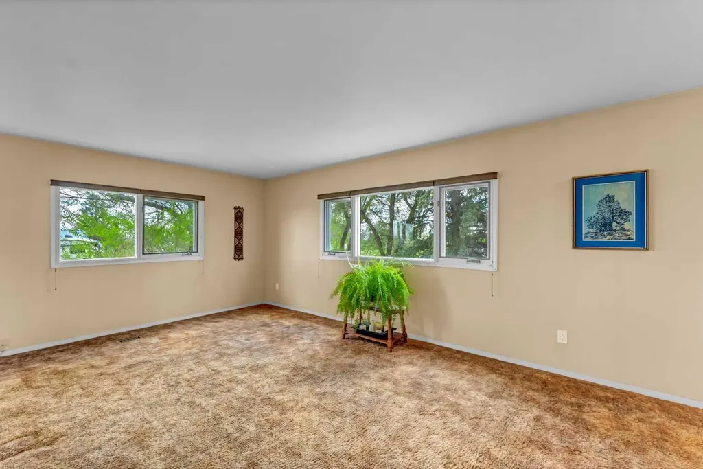 444 3 Street Suffield AB T0J2N0