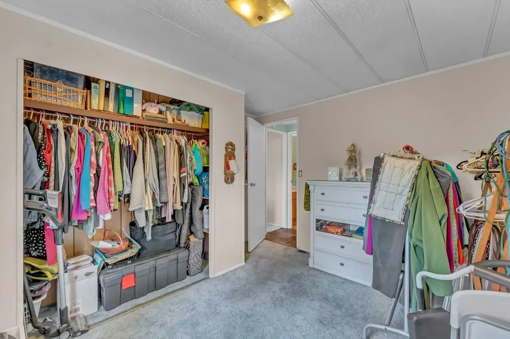 444 3 Street Suffield AB T0J2N0
