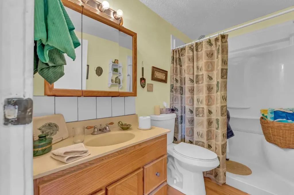 444 3 Street Suffield AB T0J2N0