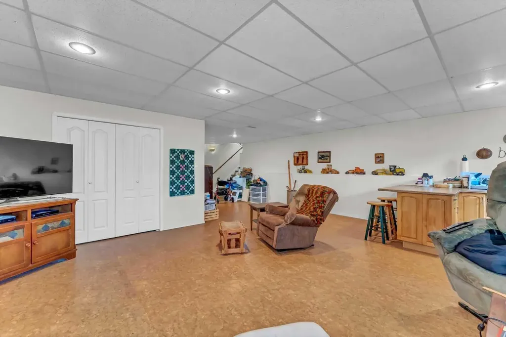 444 3 Street Suffield AB T0J2N0