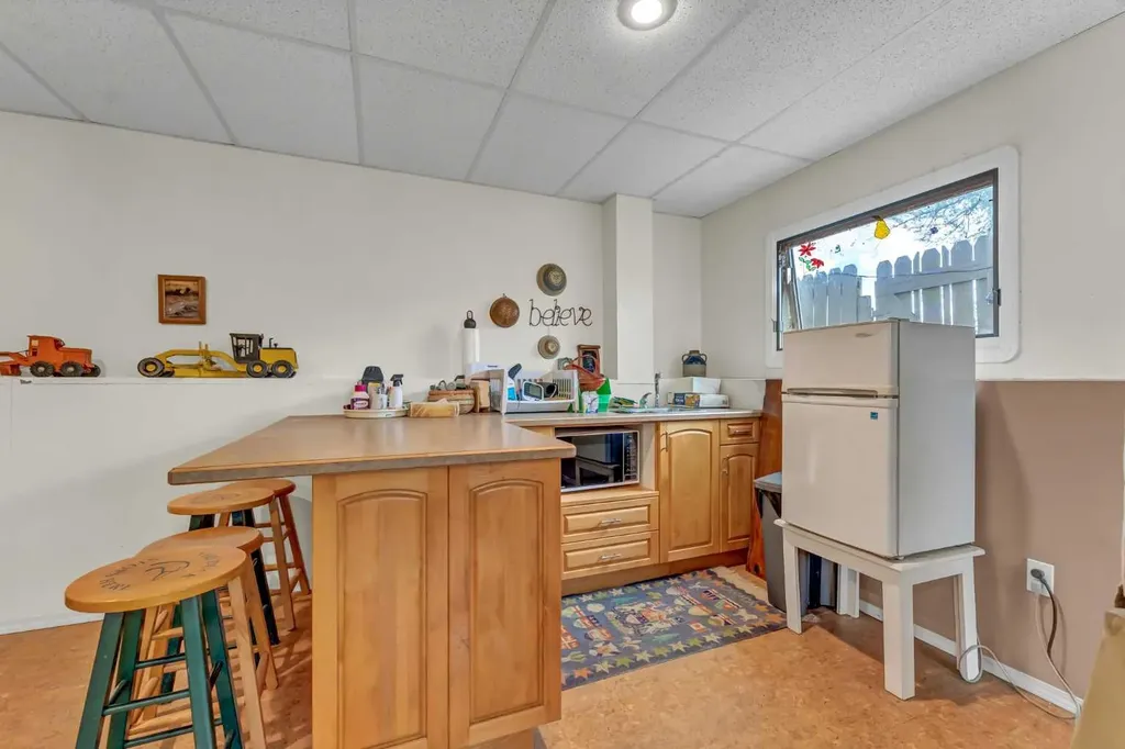 444 3 Street Suffield AB T0J2N0