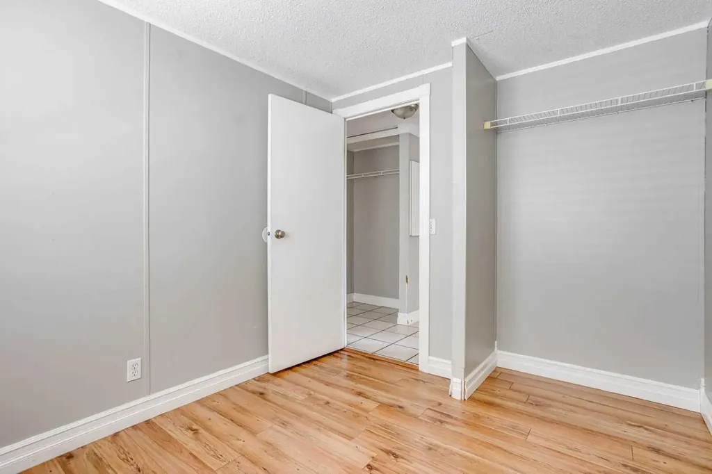 252 Grandview Crescent Fort Mcmurray AB T9H4X8