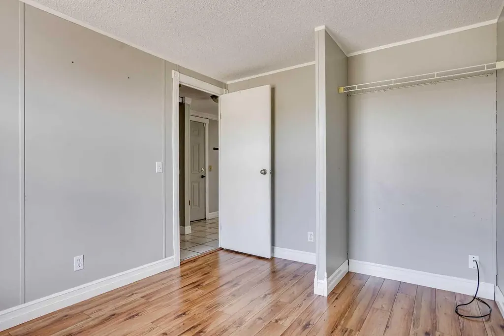 252 Grandview Crescent Fort Mcmurray AB T9H4X8