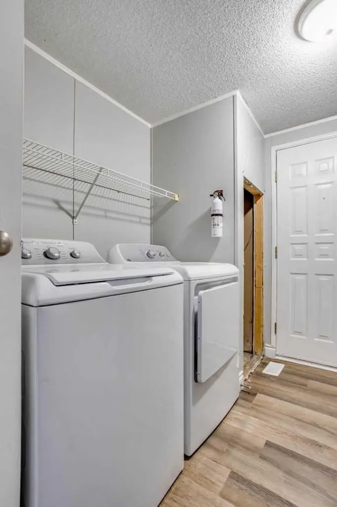 252 Grandview Crescent Fort Mcmurray AB T9H4X8