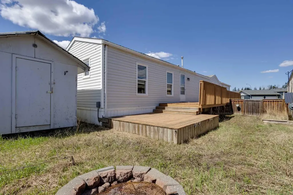 252 Grandview Crescent Fort Mcmurray AB T9H4X8