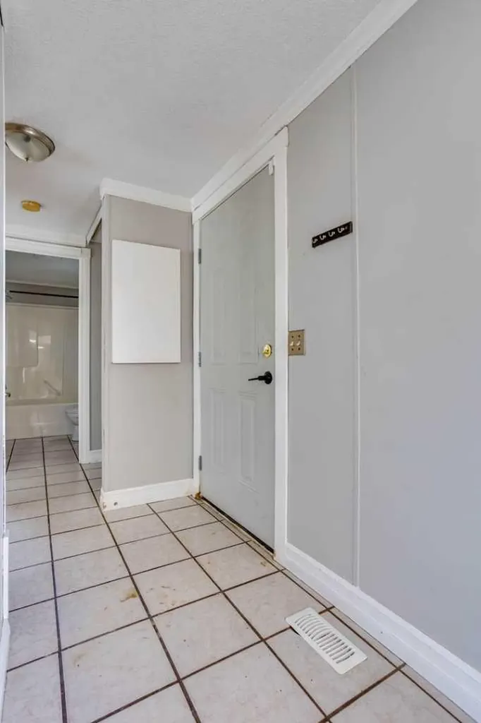 252 Grandview Crescent Fort Mcmurray AB T9H4X8