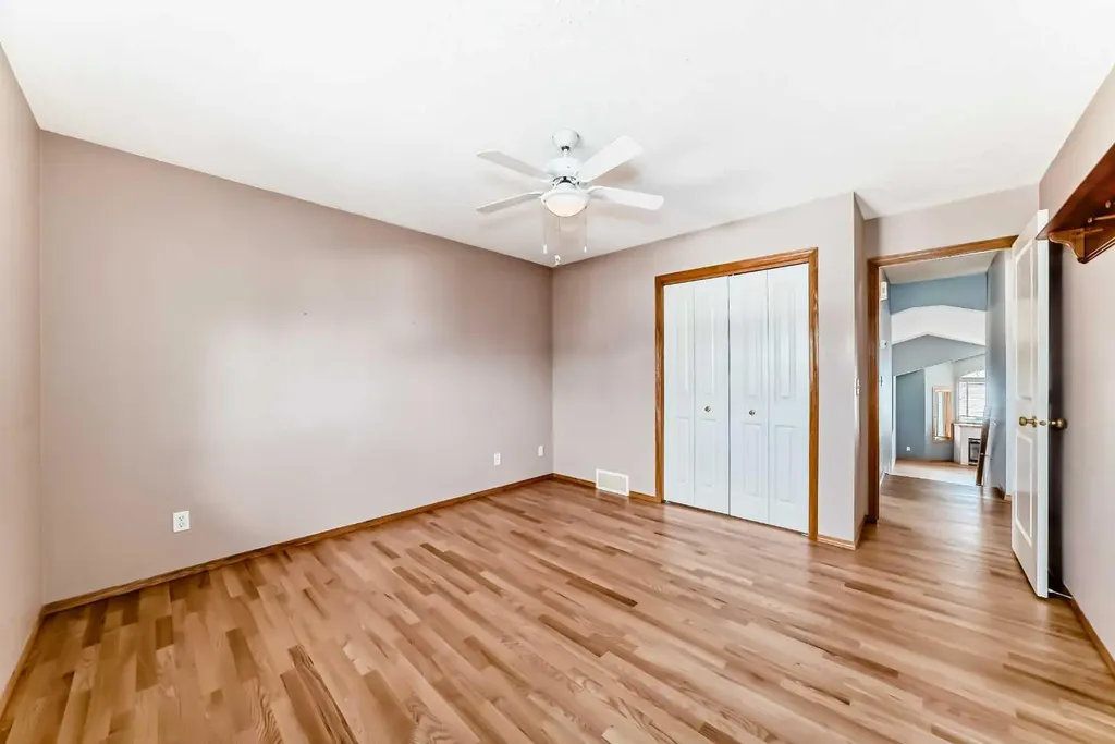 17 Ross Place Crossfield AB T0M 0S0