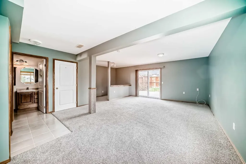 17 Ross Place Crossfield AB T0M 0S0