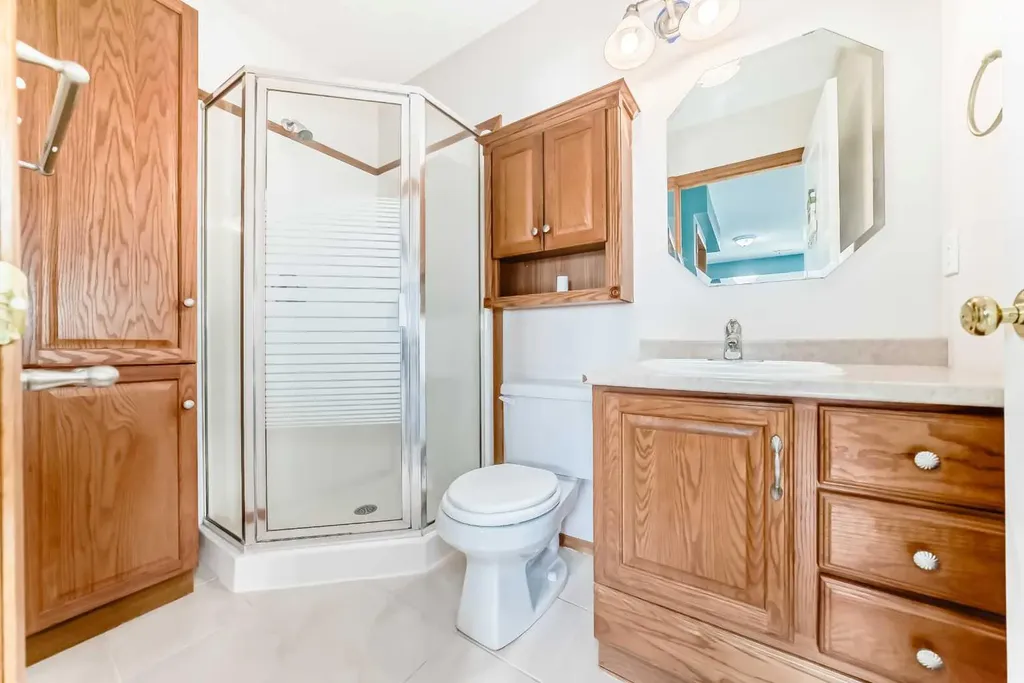 17 Ross Place Crossfield AB T0M 0S0