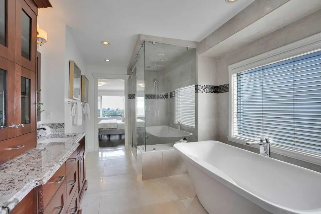 378 Patterson Boulevard SW Calgary AB T3H 3N6