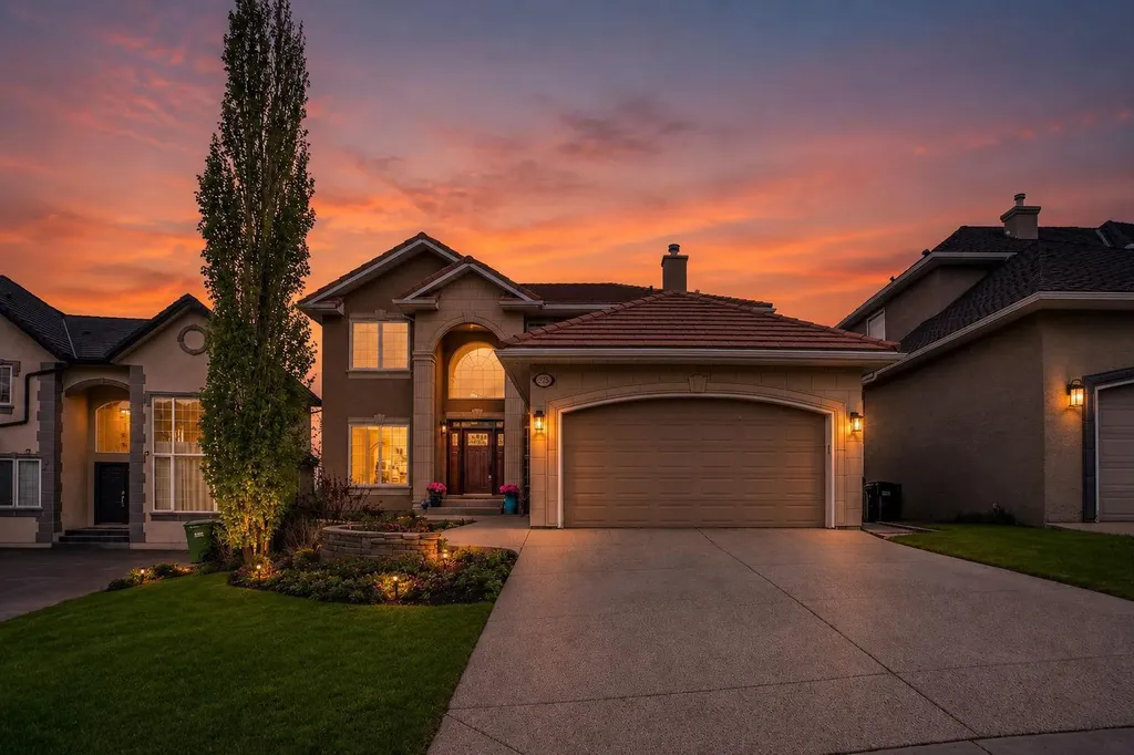 378 Patterson Boulevard SW Calgary AB T3H 3N6