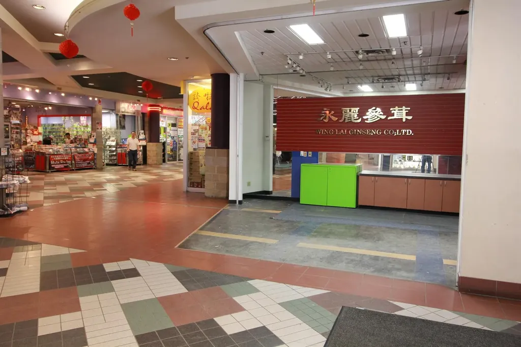 328 Centre Street SE Calgary AB T2G 4X6