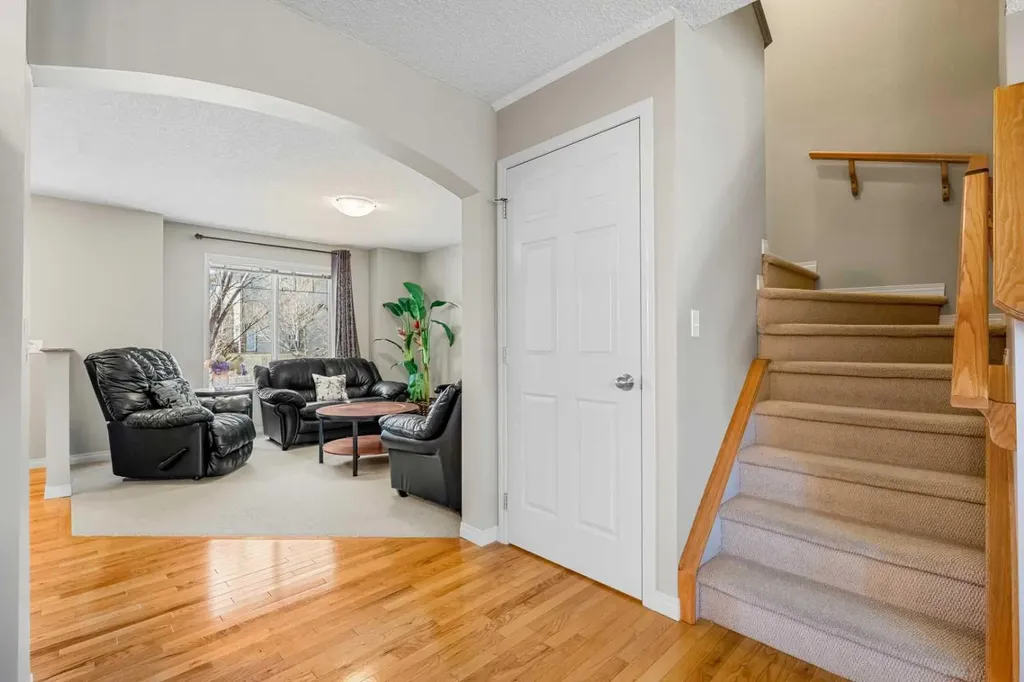 83 Saddlebrook Gardens NE Calgary AB T3J 5M5