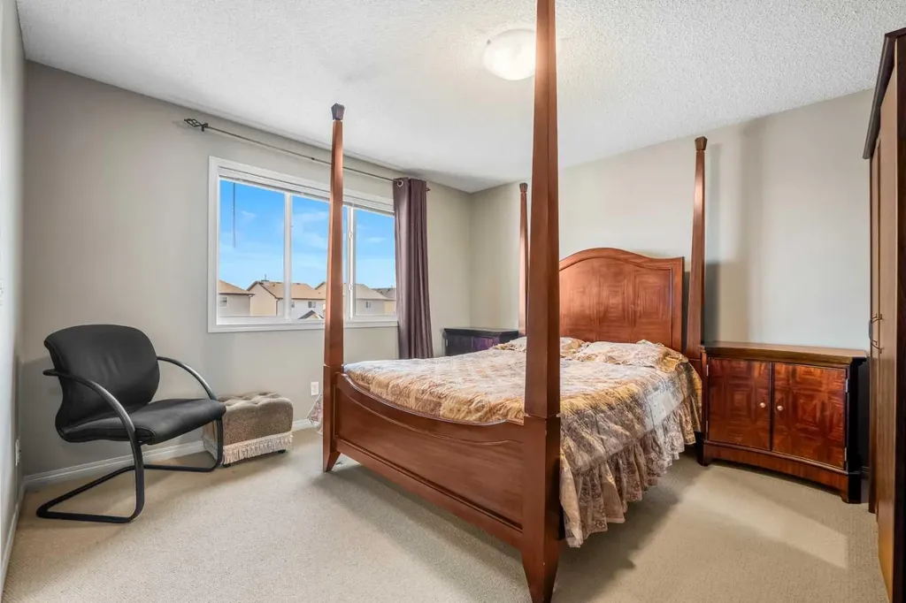 83 Saddlebrook Gardens NE Calgary AB T3J 5M5