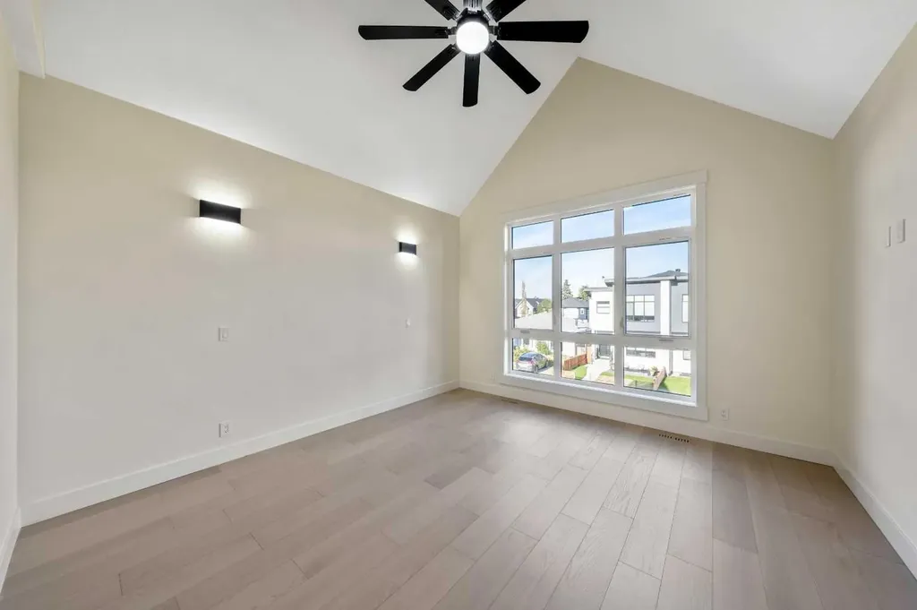 1419 42 Street SW Calgary AB T3C 1Z4