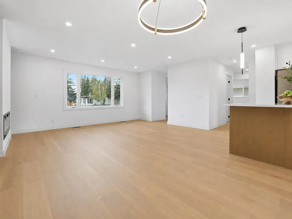5439 Dalrymple Crescent NW Calgary AB T3A 1R4