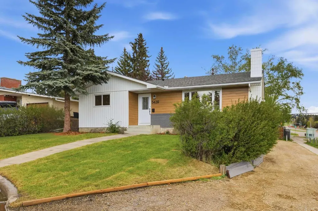 5439 Dalrymple Crescent NW Calgary AB T3A 1R4