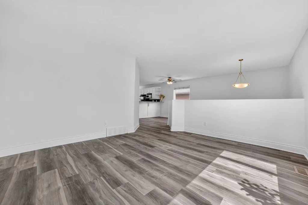 801 Mt Sundance Lane W Lethbridge AB T1J 0T0