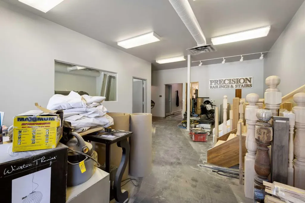 7948 51 Street SE Calgary AB T2C 4R2