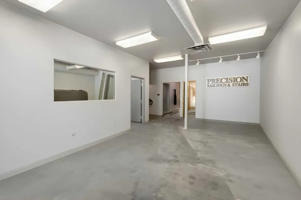 7948 51 Street SE Calgary AB T2C 4R2