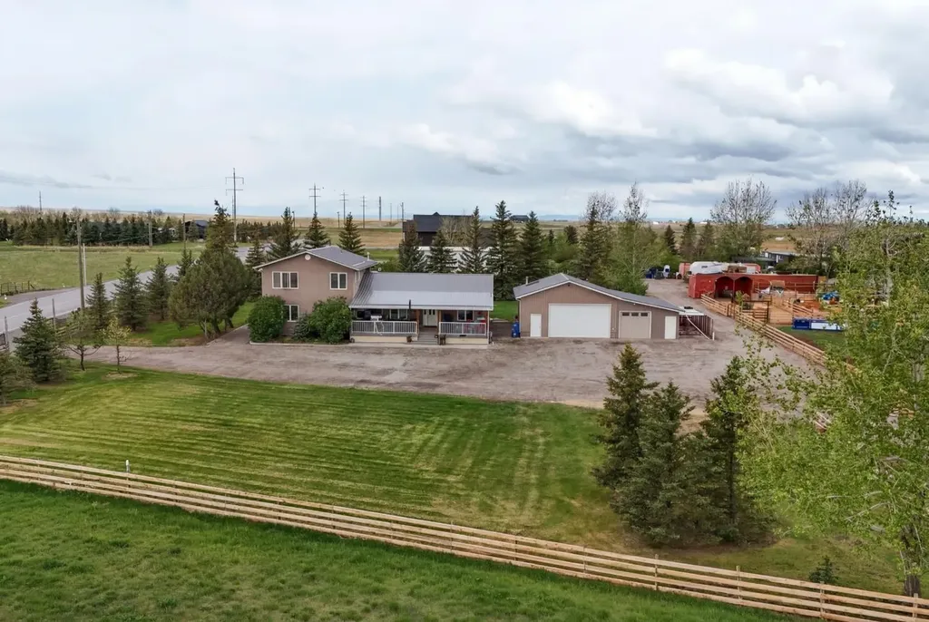 222076 Township Road 92 Rural Lethbridge County AB T0L 0V0