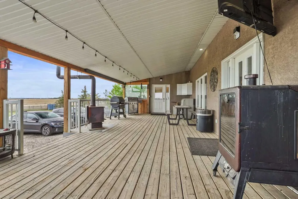 222076 Township Road 92 Rural Lethbridge County AB T0L 0V0