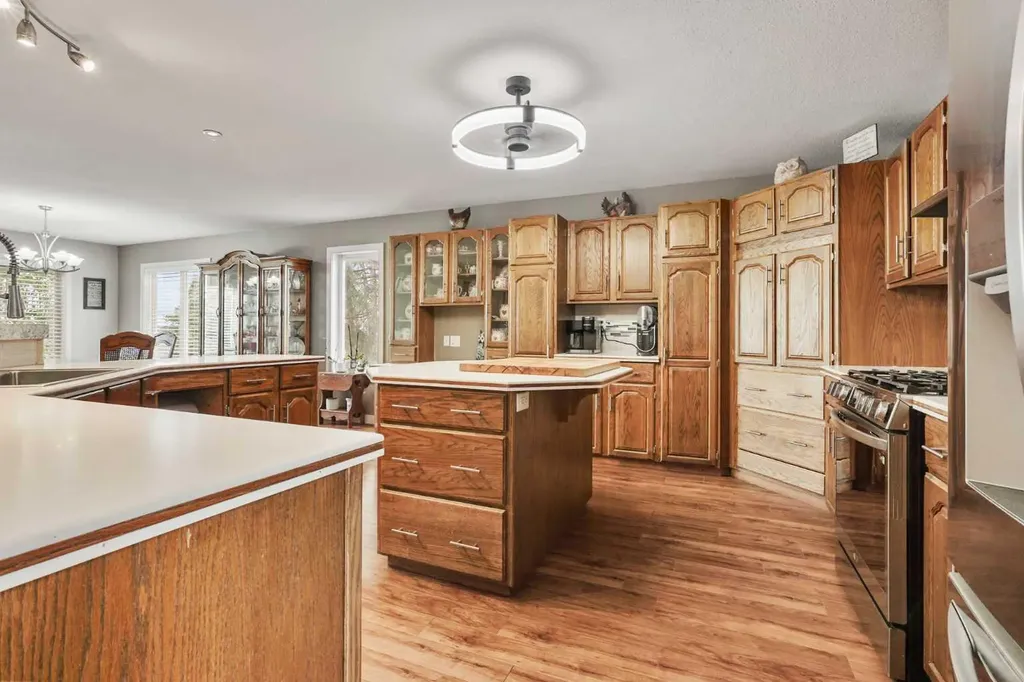 222076 Township Road 92 Coalhurst AB T0L 0V0